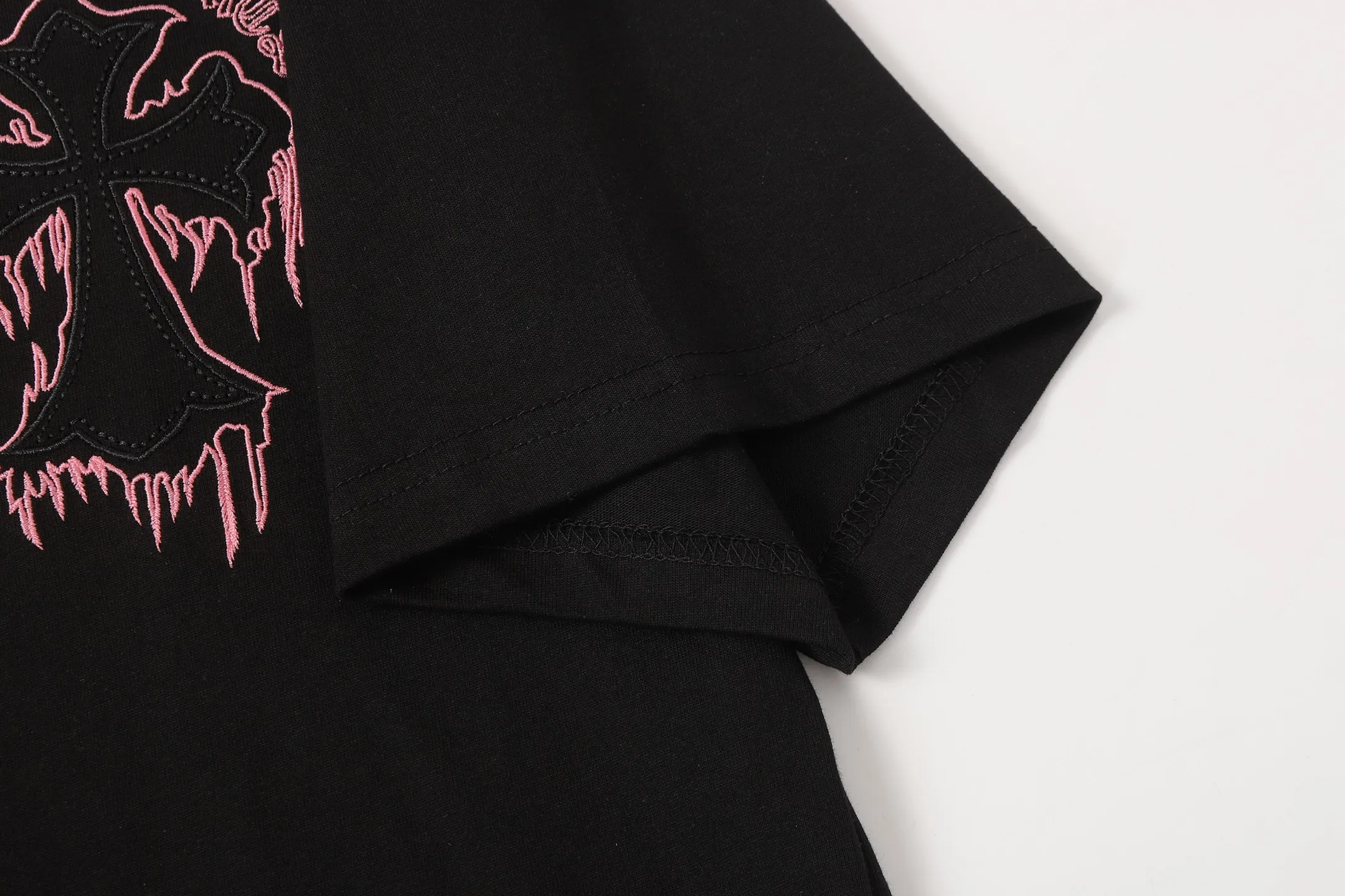 #2267 90 Chrome Hearts/ ✝️ T Quality Colour：Black White Size: S M L XL